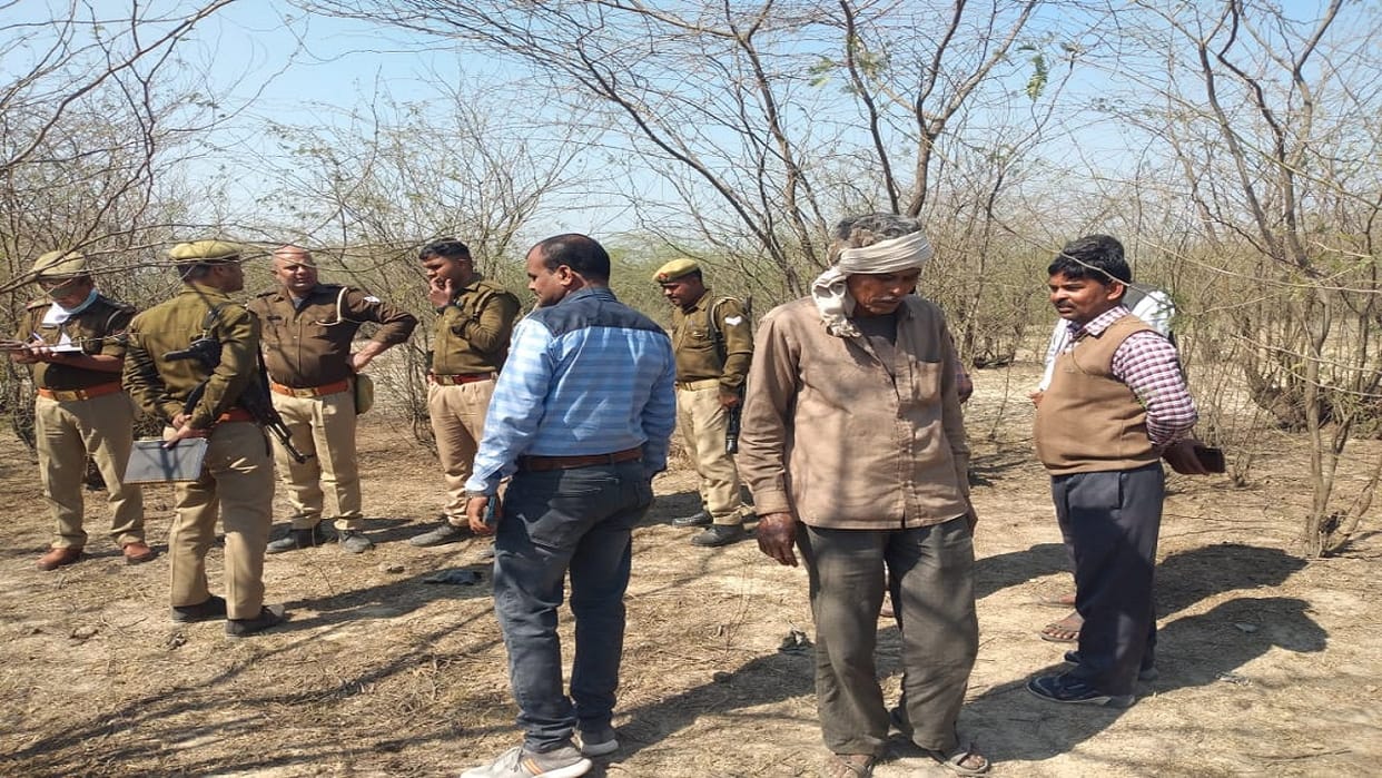 woman found dead in the forest in Budaun