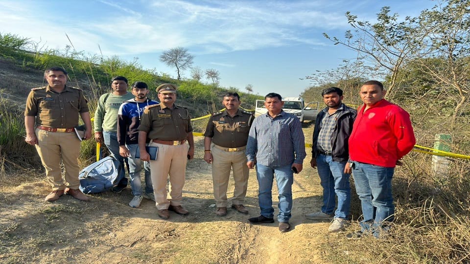 Ganja smugglers encounter with police two smugglers arrested Scorpio and two pistols recovered