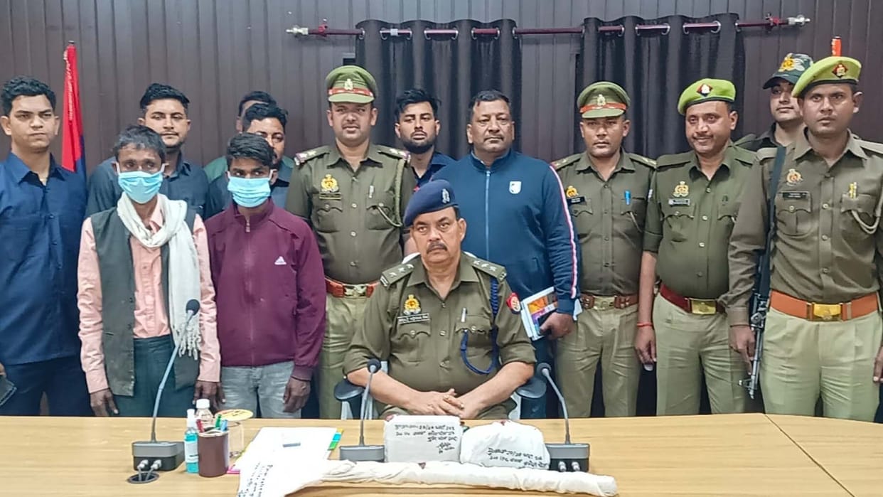 Father and son arrested in murder of youth