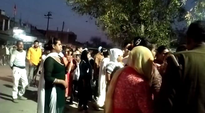 Fierce fight between two groups of eunuchs, Drummer beaten fiercely, matter not resolved even after police exp