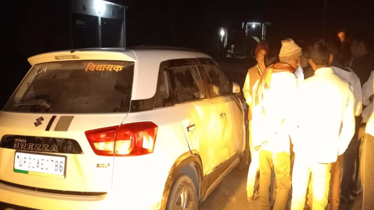 Hardoi Accident: Auto driver dies due to car collision