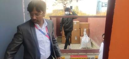 Kotdwar News Telangana team seized cache of fake medicines from SIDCUL factory two people arrested