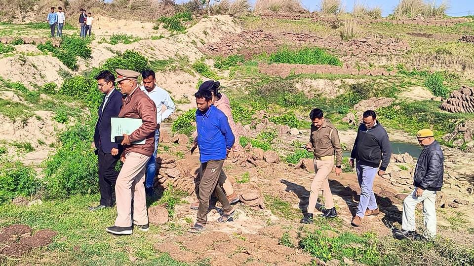 Sambhal: Leopard seen again in Dhatra of Sambhal, team reached the spot