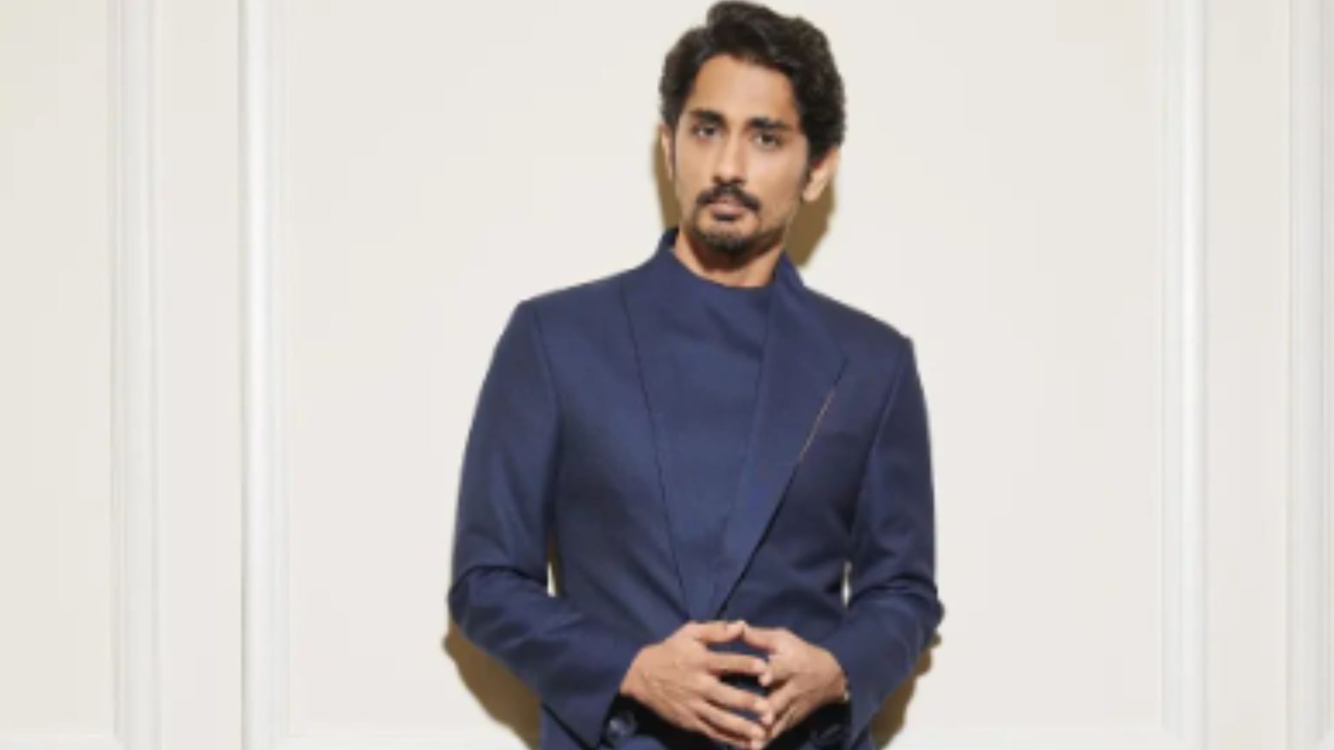 after lal salaam director Aishwaryaa Rajinikanth ready to statrt next project may collaborate with Siddharth