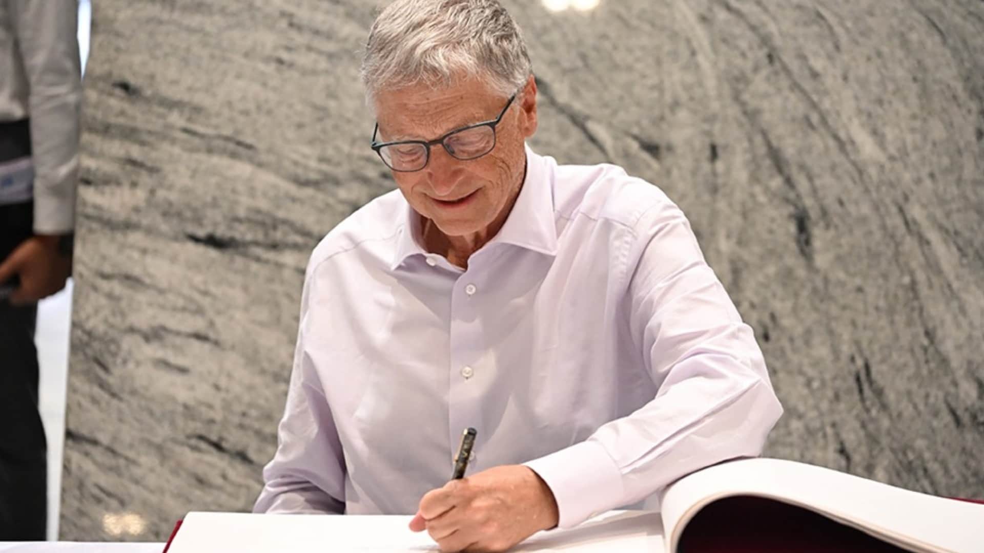 Bill Gates visits Statue of Unity, calls it 'incredible engineering feat'