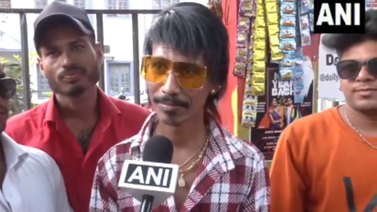 Dolly Chaiwala On Serving Tea To Bill Gates viral video News in hindi