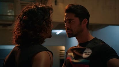 Dange Movie Review Bejoy Nambiar T Series Harshvardhan Rane Eshan Bhat Nikita Dutta T J Bhanu