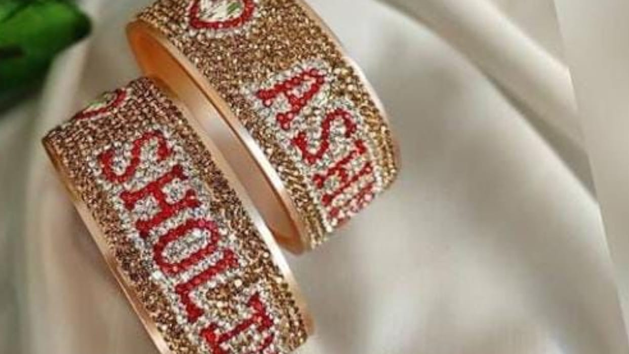 Chura is now not only a part of bride's makeup but also in trend