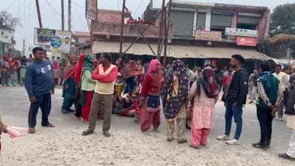 Uttarakhand Laksar Accident News Driver runs over tractor-trolley, trapped tempo driver head severed from body