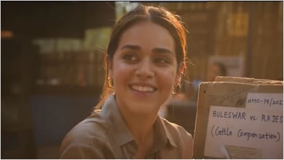 Maamla Legal Hai Review by Pankaj Shukla Netflix India Ravi Kishan Nidhi Bisht Sameer Khanna Posham Pa Naila