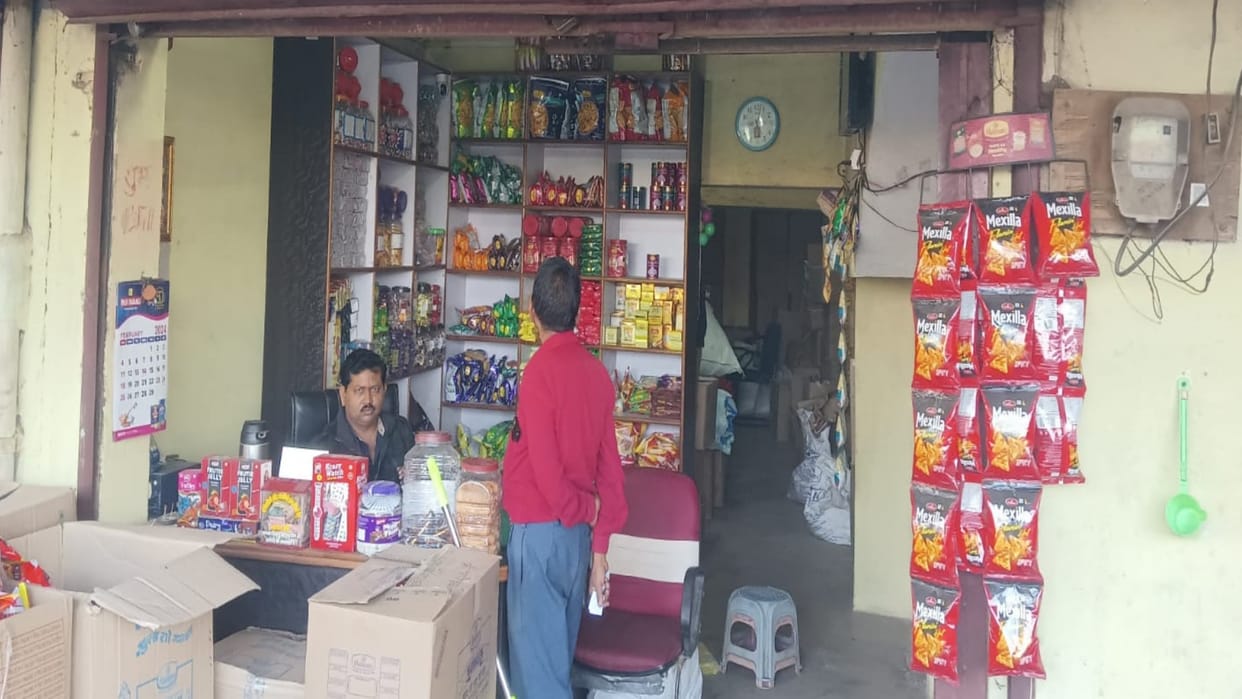 Umaria Thieves are making noise in Pali locks of shops are breaking police remains unaware
