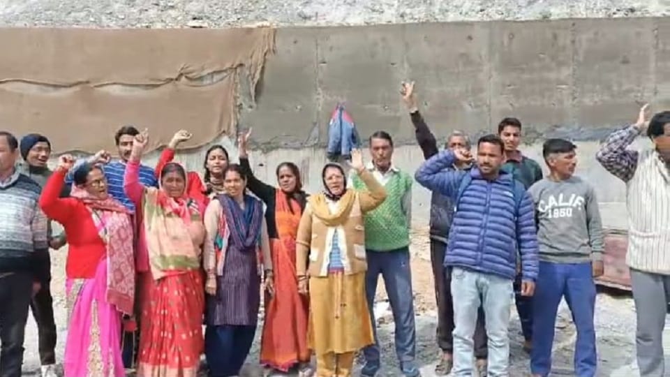 People angry over breaking the road leading to Bhatura village pithoragrh