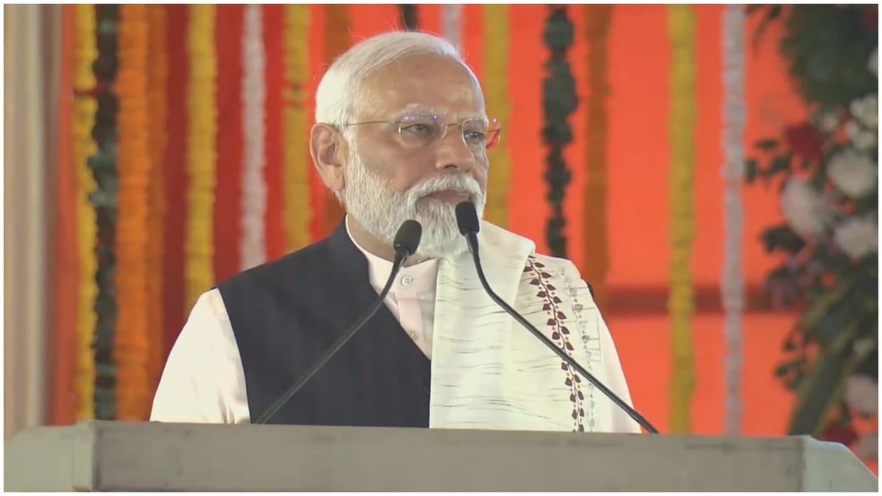 PM Modi laid the foundation stone of Lathiani-Mandali bridge, will be constructed with Rs 871 crore