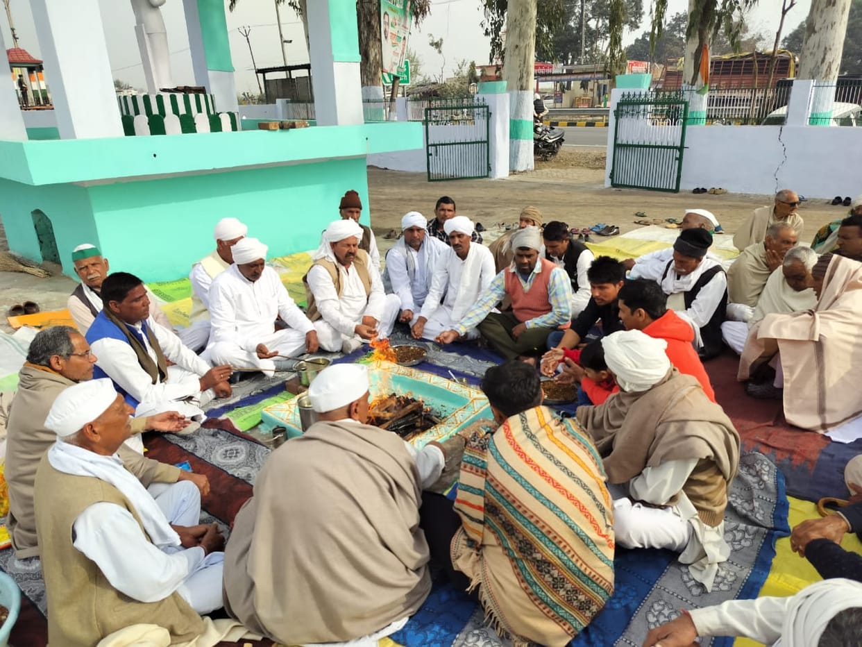 Martyr farmers Jaipal Malik and Akbar Ali were paid tribute by performing Havan Yagya in Shamli