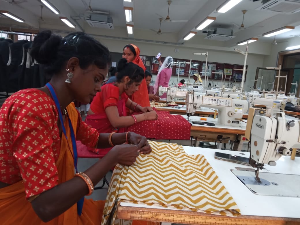 MP News: Modi jacket made in Badarwas is in demand all over the country