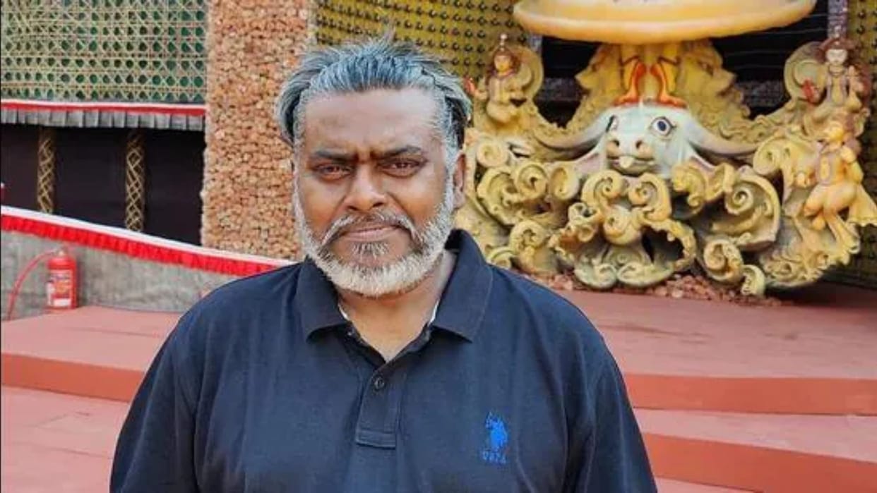 Dibyendu Bhattacharya said Bollywood have become very racist and don not prefer casting darker skinned actors