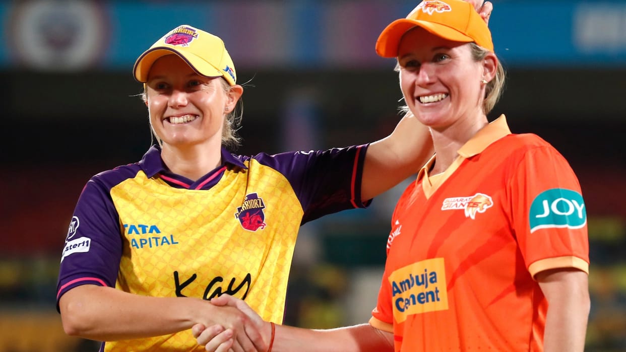 UPW vs GG WPL Live Score: UP vs Gujarat Today Women IPL Match Scorecard News in Hindi