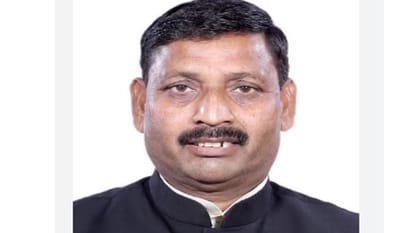 लोकसभा चुनाव 2024: भाजपा ने धर्मेंद्र कश्यप पर एक बार फिर जताया भरोसा, आंवला से बनाया प्रत्याशी BJP declared Dharmendra Kashyap as candidate from Aonla seat