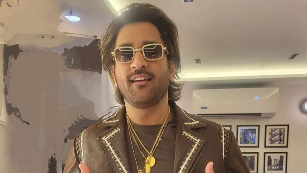 Mahendra Singh Dhoni s childhood friend arrested Mihir diwakar