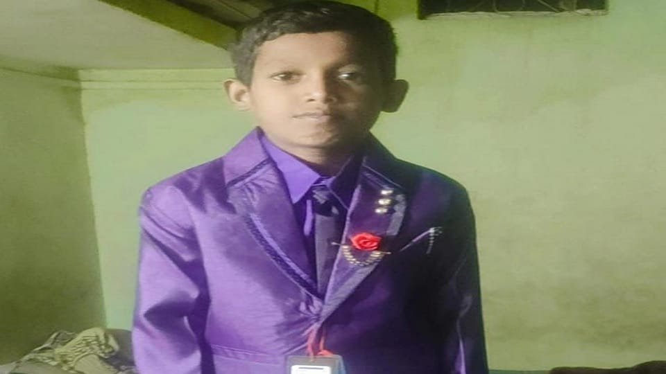 Dead body of a child found in Hasdev canal in Janjgir Champa
