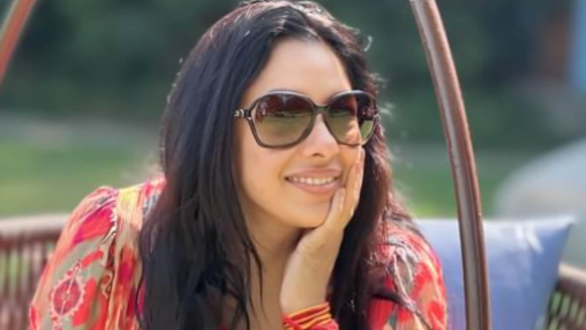 TV Stars Who Have Highly Educated Rupali Ganguly Dipika Singh Gaurav Khanna Karan V Grover