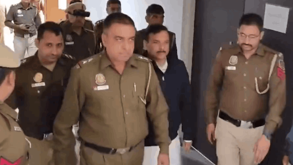AAP MP Sanjay Singh appears in Rouse Avenue Court in liquor scam case updates