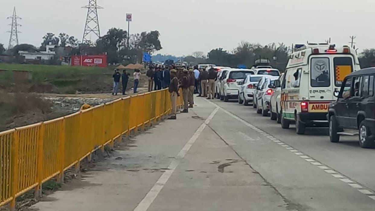 CM reached in azamgarh for PM Modi Visit inspects Azamgarh airport and university