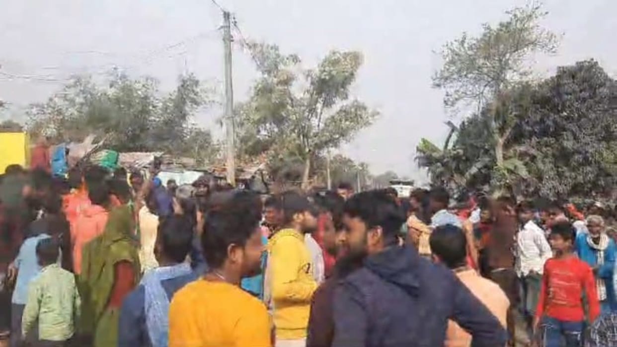 Bihar: Uncontrolled Hyva truck crushed 7 people, 3 including mother-in-law daughter-in-law died; 4 critical