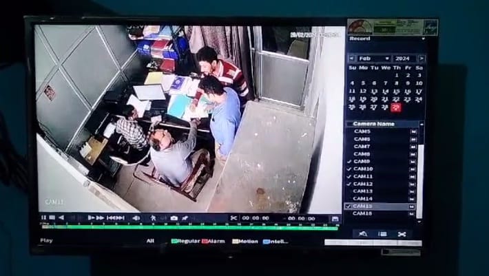 Truth about bribe taker, Anti-corruption team beat him, forcibly handed over bribe envelope, CCTV DVR also bro