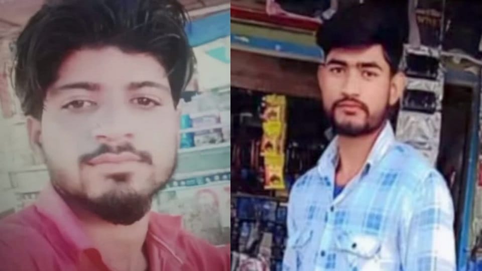 Two youths died in vehicle collision with bike