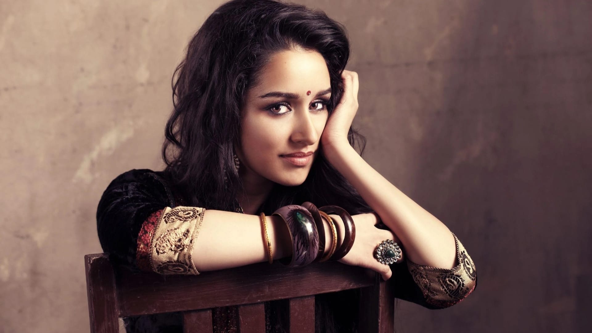 These actresses charge fees more than their co stars in Films Deepika Padukone Kangana ranaut Madhuri Dixit