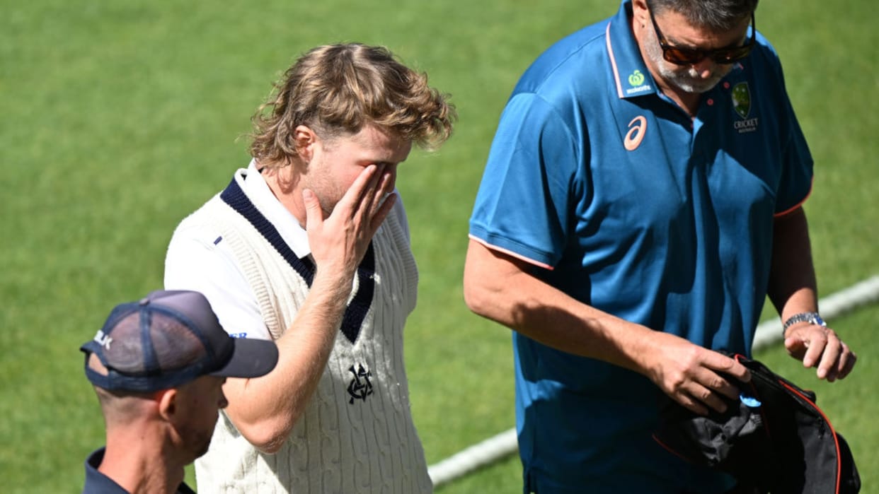 Will Pucovski fell on the field as ball hit his head,12th time accident happened with him, see video