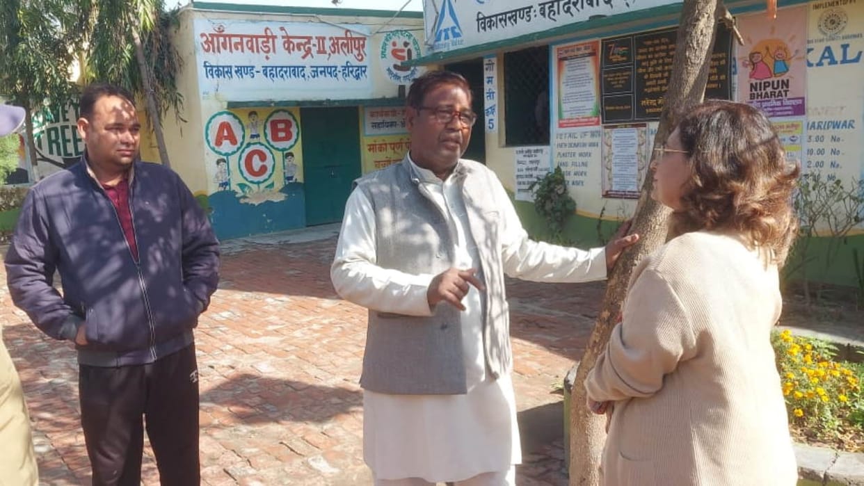 Child Commission Chairperson reached school in Haridwar in case of indecency with girl students Uttarakhand