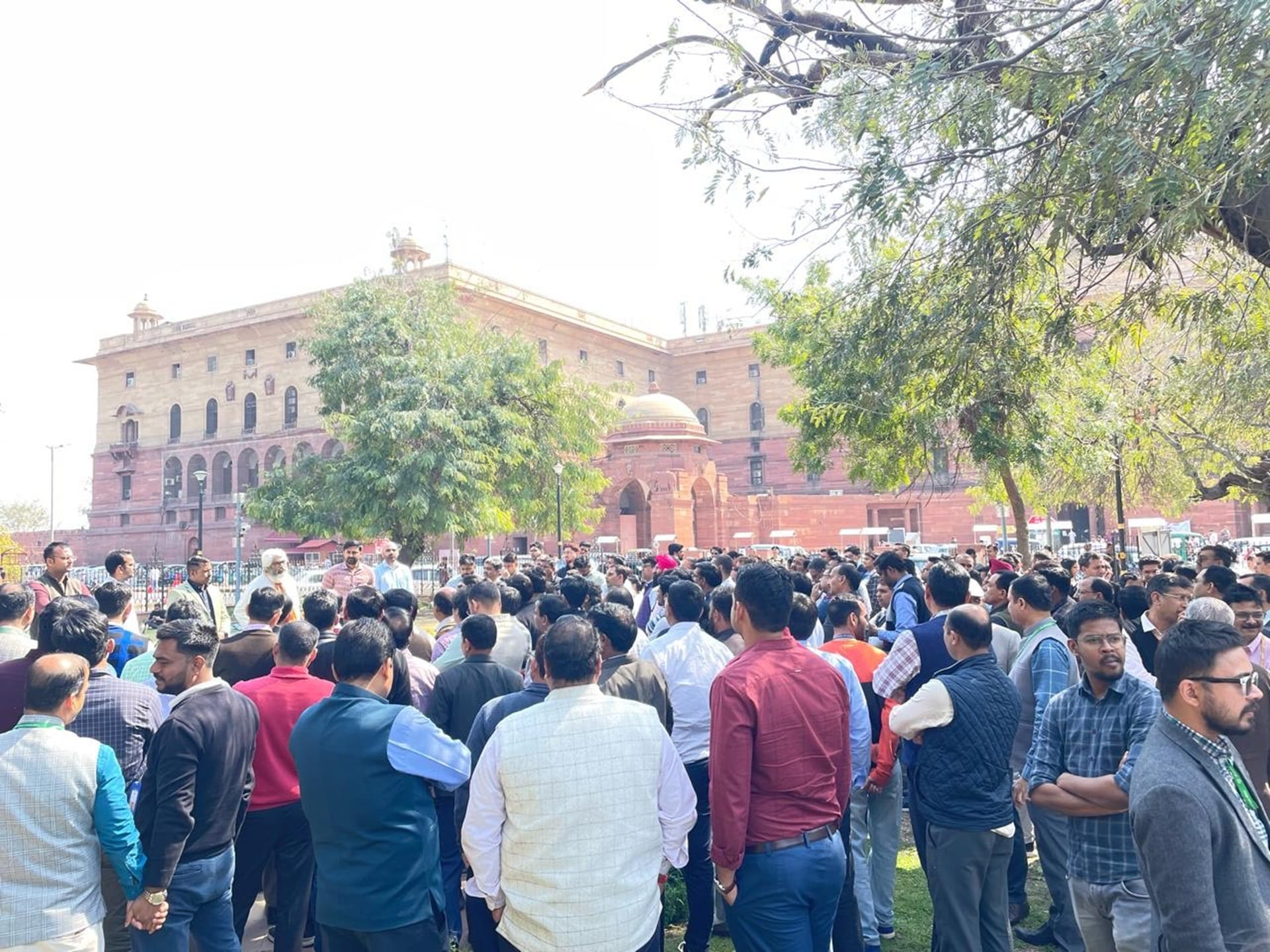 CSS: नॉर्थ ब्लॉक पहुंचे केंद्रीय सचिवालय सेवा के अधिकारी