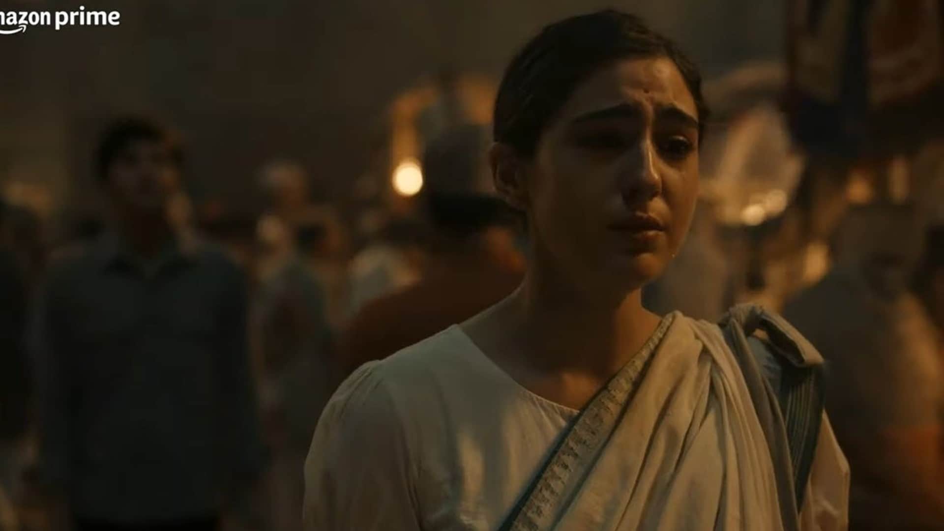 Sara Ali Khan Karan Johar Ae Watan Mere Watan Trailer Out Actress Said This Character is an Honor for Me