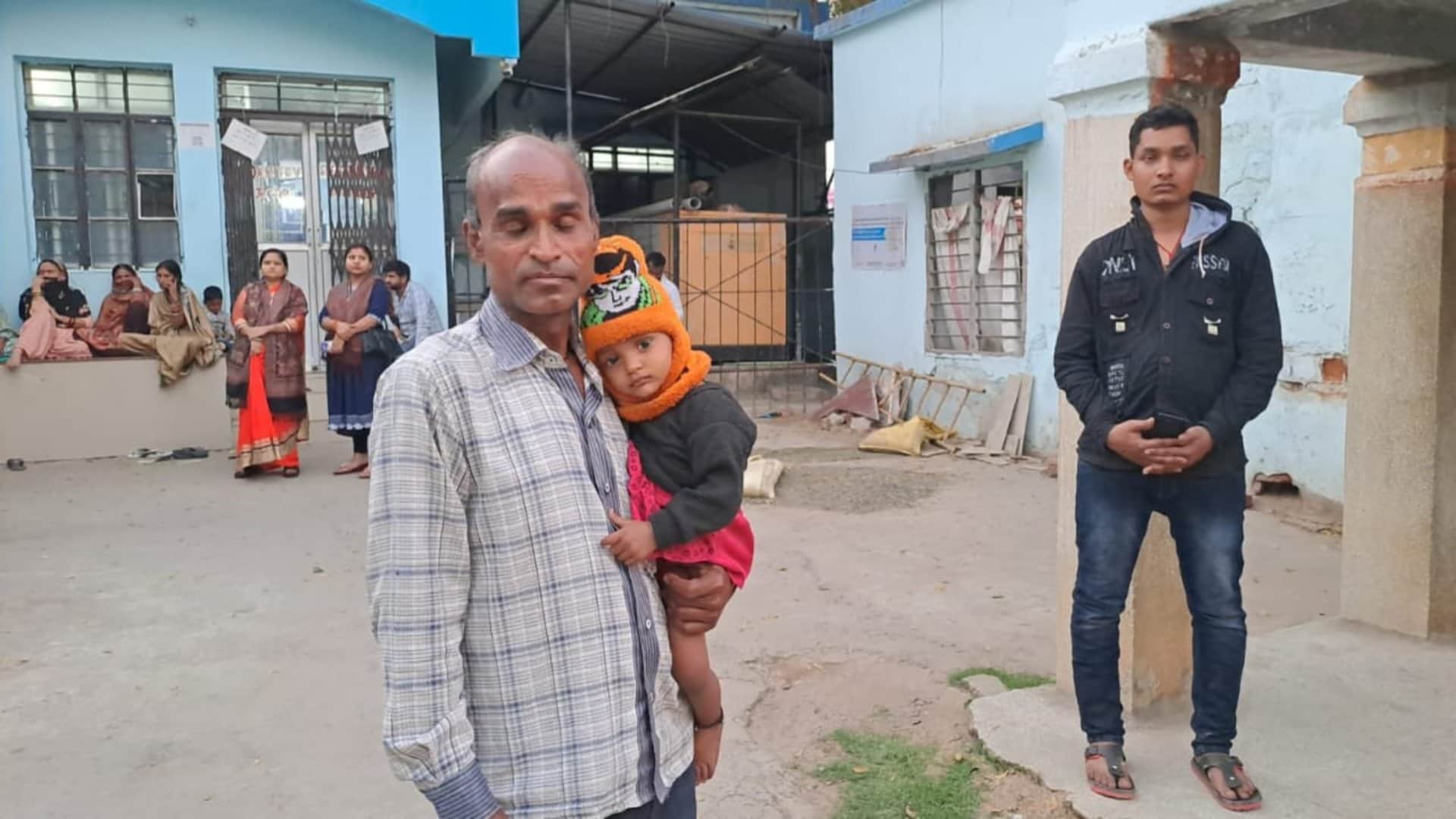 गम में डूबे मृतका के परिजन