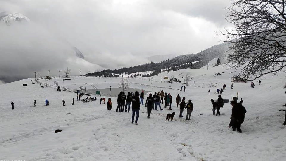 Uttarakhand News Army skiing team reached Auli for National Games