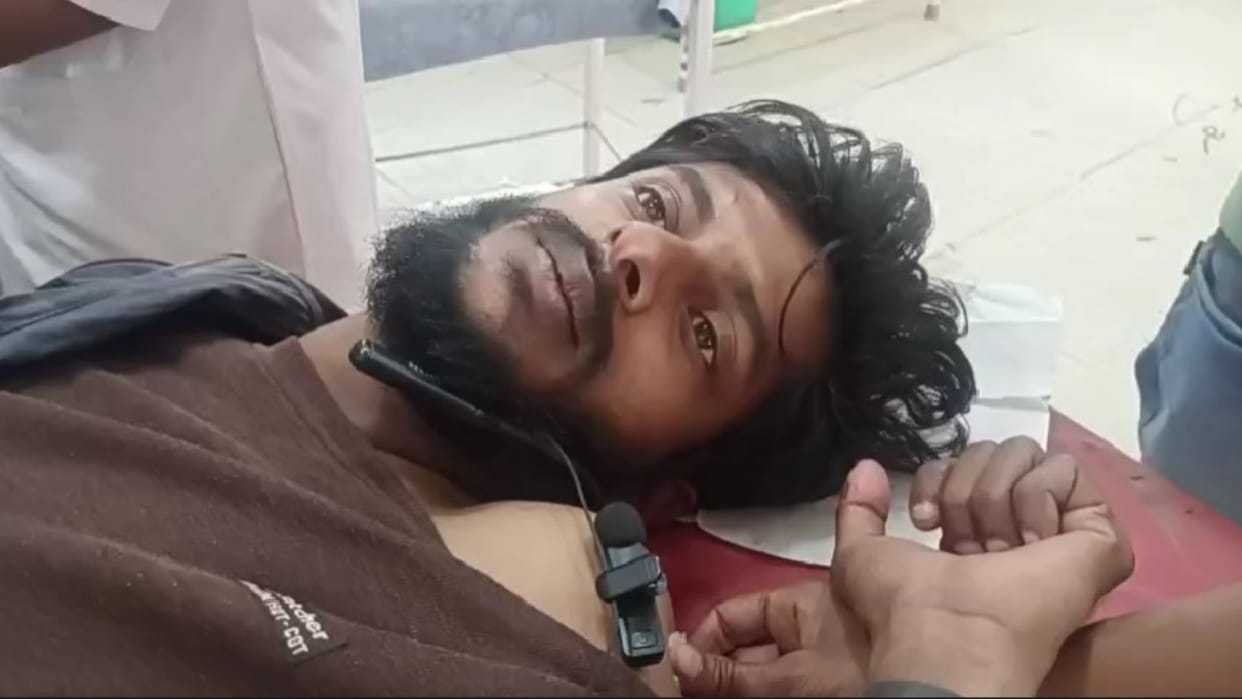 Purnea News: Fruit vendor's clerk shot by bike-riding miscreants, absconds after looting Rs 1.5 lakh