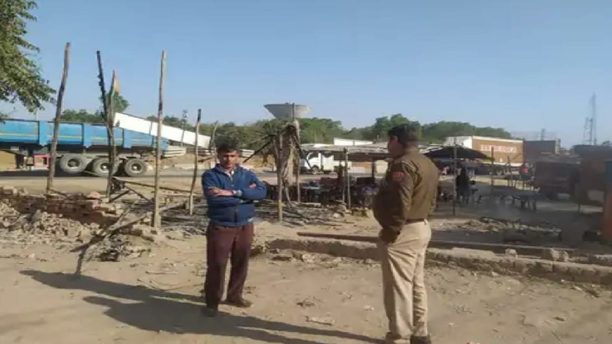 Fire broke out in dhaba situated on Delhi-Jaipur highway in Rewari