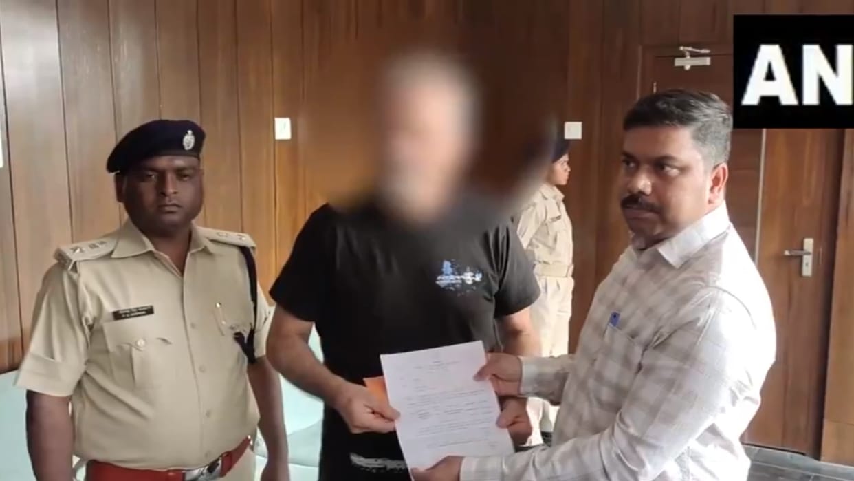 Husband of rape victim Spanish woman got compensation of Rs 10 lakh jharkhand