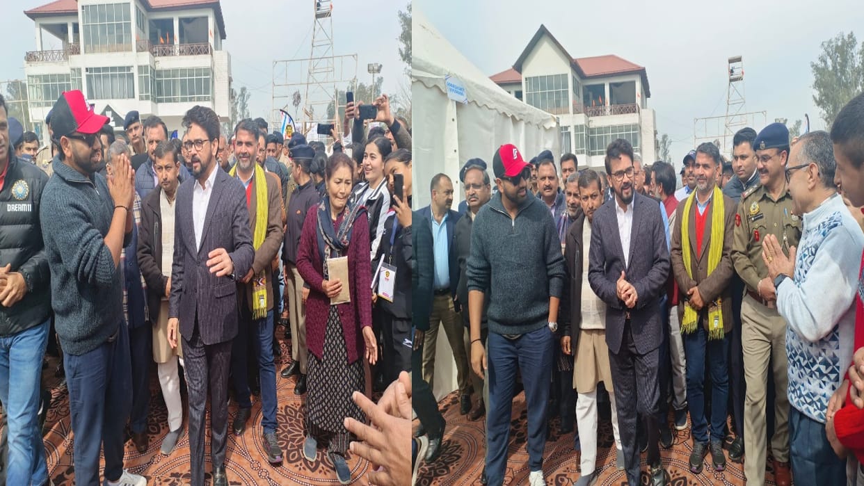IND vs ENG Indian cricket team captain Rohit Sharma and coach Rahul Dravid met the fans in bilaspur
