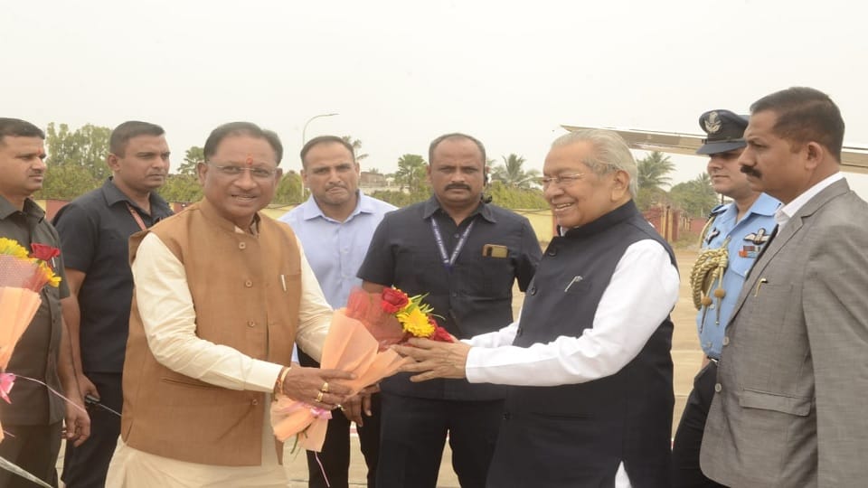 Fourth convocation ceremony of Shaheed Mahendra Karma University in Jagdalpur