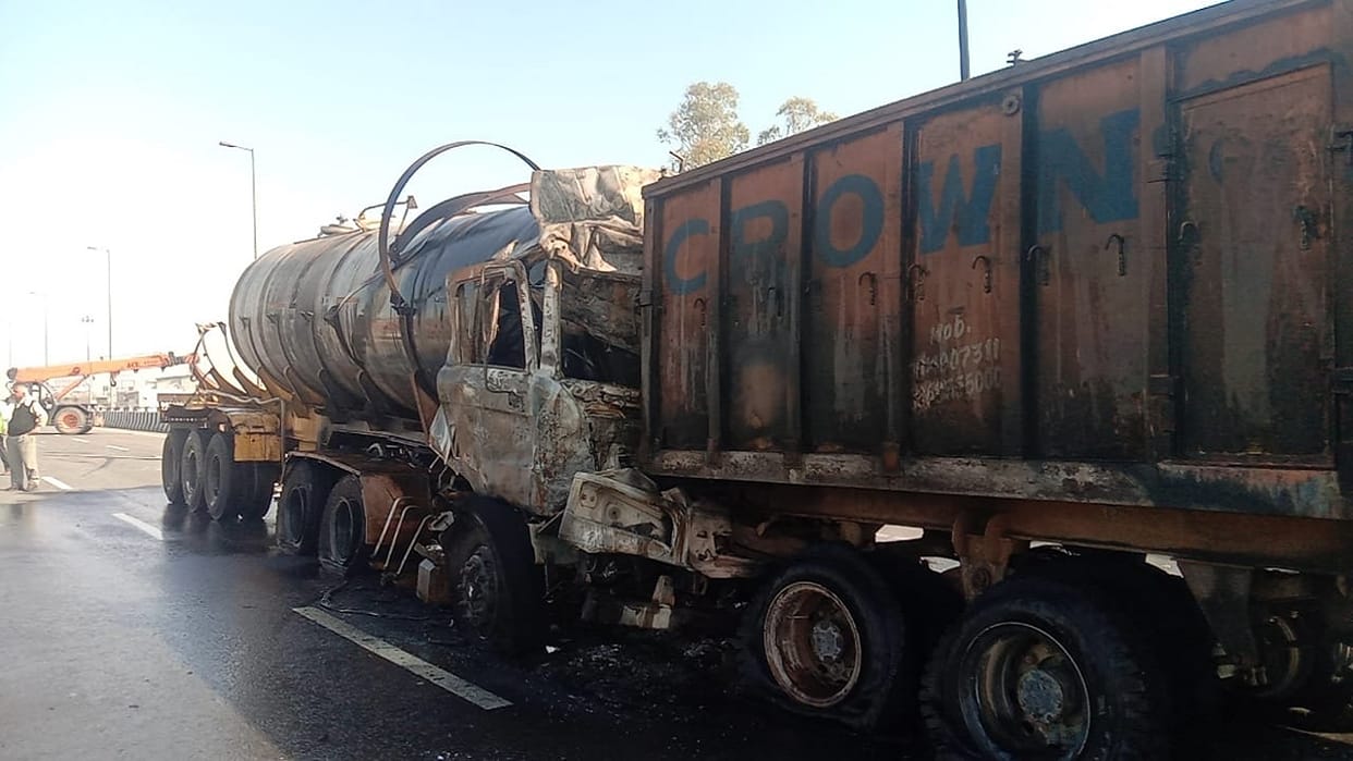 Tanker filled with chemicals hit trolley from behind in Sonipat, fire broke out due to leakage of sodium acid