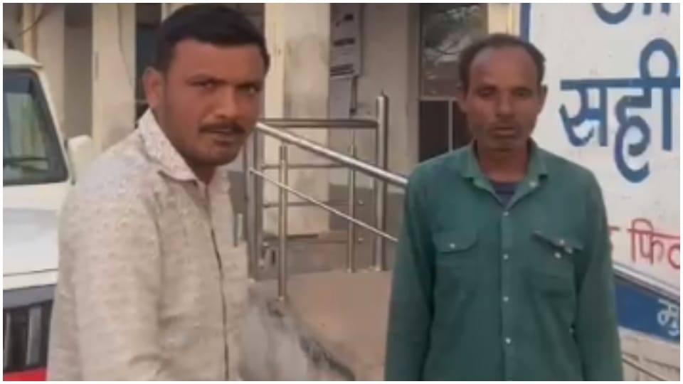 Sarpanch in Niwari accused Tehsildar of making BPL card by taking money