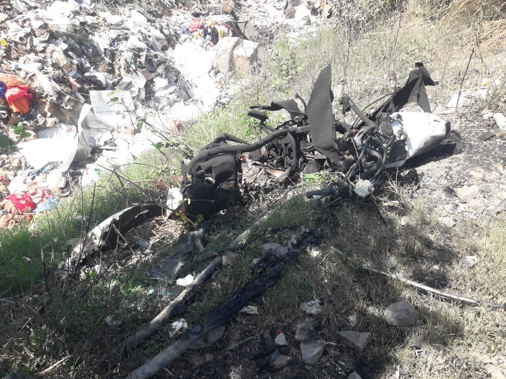 young man died crushed by train and scooty burnt due to crossing close railway gate