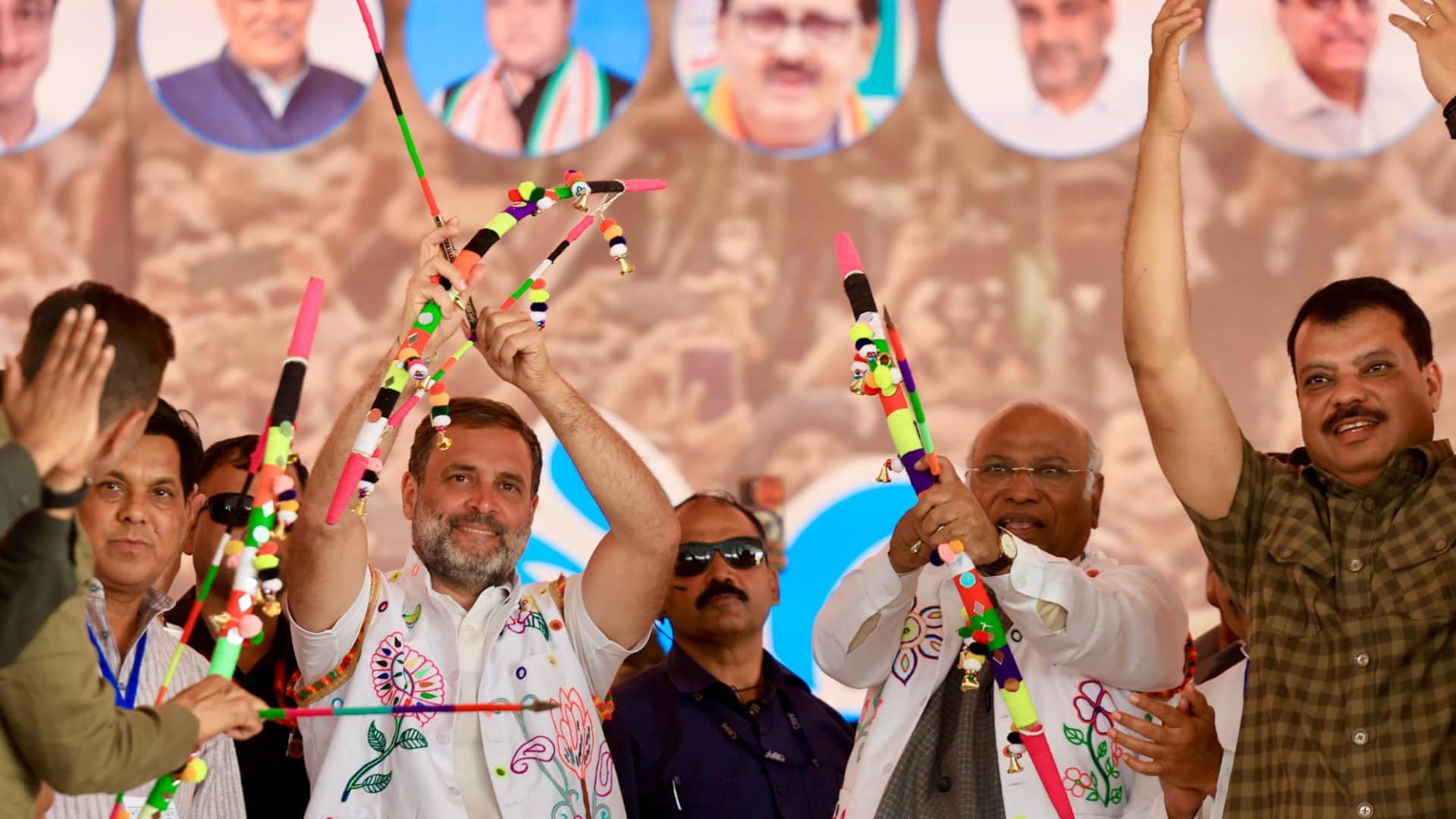 Bharat Jodo Nyay Yatra: Rahul Gandhi roared for the interests of tribals, Modi-Modi slogans raised in Badnawar
