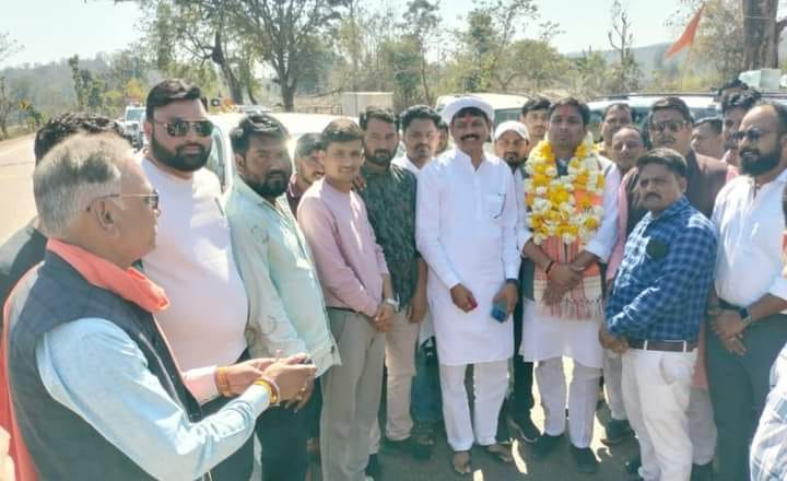 Damoh Lok Sabha BJP Candidate Rahul Lodi Meets Senior Leaders Of the Parliamentary Constituency