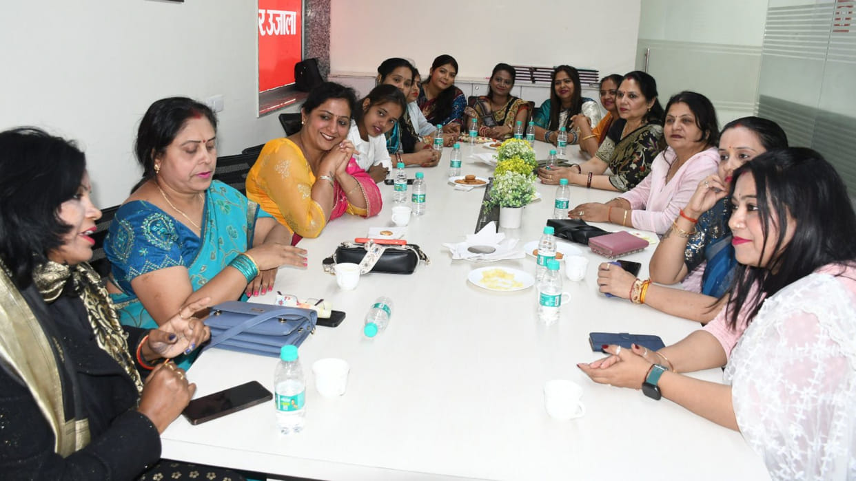 Women's dialogue program was organized on World Women's Day in Gorakhpur Amar Ujala Office.