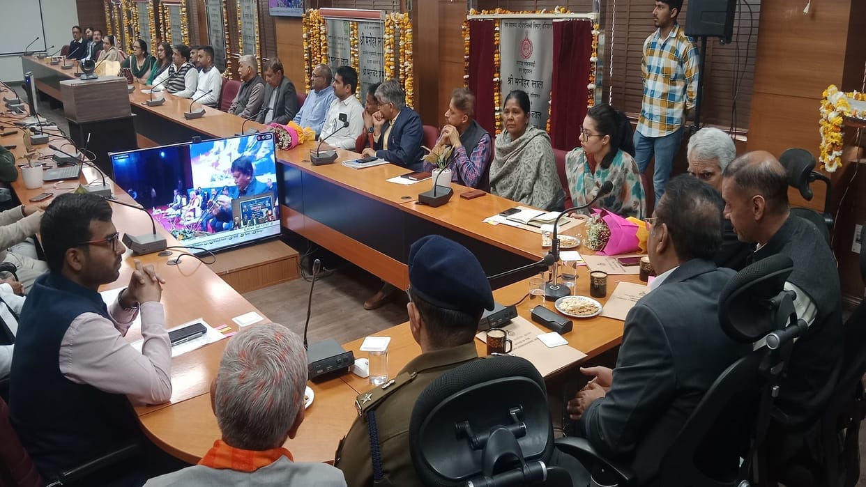 Haryana CM Manohar Lal inaugurated projects through virtual medium for many district
