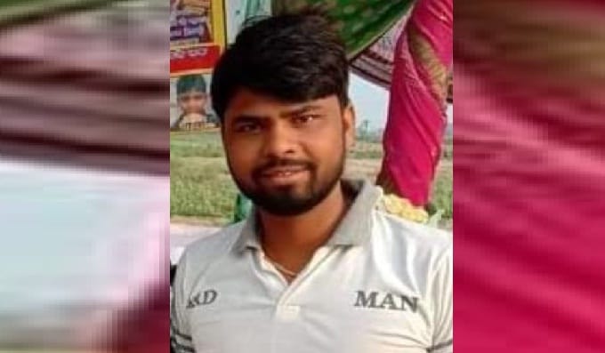Kanwariya who fell on the road was crushed by a pickup, died, was going to fill Ganga water for Jalabhishek